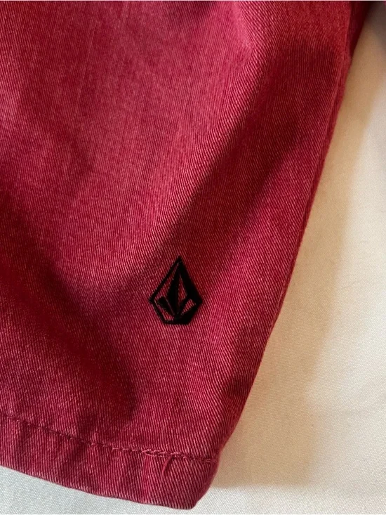 Volcom Men’s Red Casual Shorts Size 34 Chino Skate Summer - Picture 7 of 7